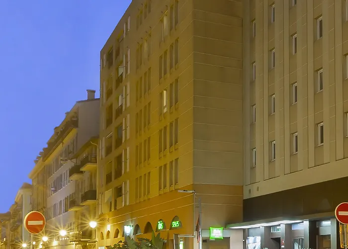 Otel Ibis Styles Centre Port 3*