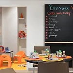 Hotel Ibis Styles Centre Port