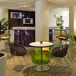 Ibis Styles Centre Port Nizza