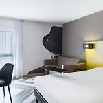 Hotel Ibis Styles Centre Port