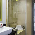 Ibis Styles Centre Port 3*