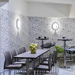 Hotel Ibis Styles Centre Port 3*
