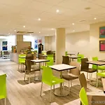 Ibis Styles Centre Port 3*