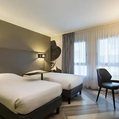 Ibis Styles Centre Port