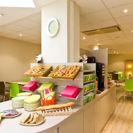 Szálloda Ibis Styles Centre Port 3*