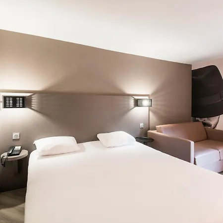 Ibis Styles Centre Port