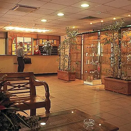 Hotel Ibis Styles Centre Port Nice