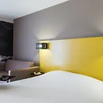 Ibis Styles Centre Port ホテル