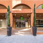 Ibis Styles Centre Port ホテル ニース