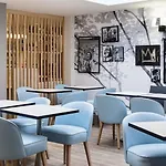 Ibis Styles Centre Port Nice