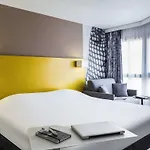 Hotel Ibis Styles Centre Port Nice