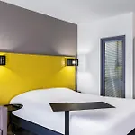 Ibis Styles Centre Port