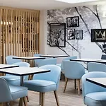 Ibis Styles Centre Port ホテル 3*