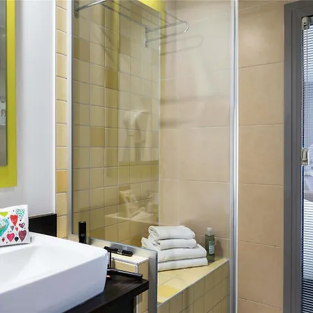 Ibis Styles Centre Port Hotell
