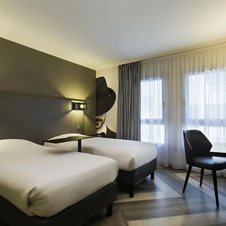 Ibis Styles Centre Port Hotel Nice