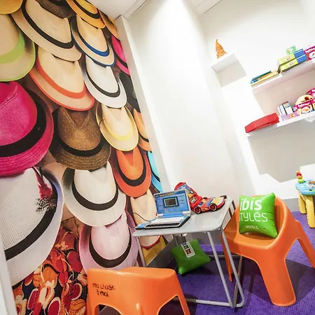 Ibis Styles Centre Port 3*