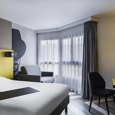 Ibis Styles Centre Port Hotel Nicea
