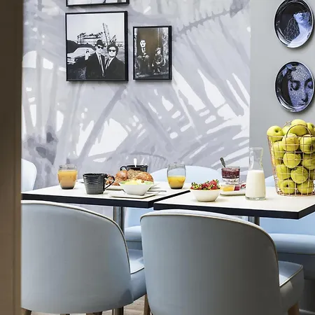 Otel Ibis Styles Centre Port Nice