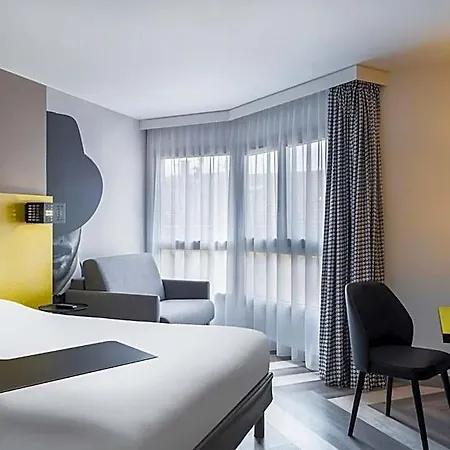 Ibis Styles Vieux Port 3*