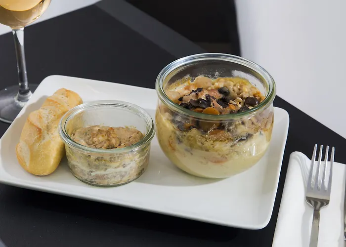 Ibis Styles Centre Port 3* Nice