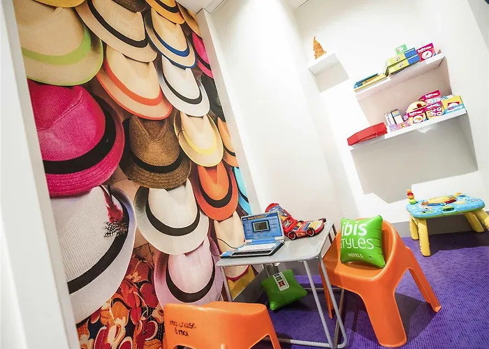 Ibis Styles Centre Port Hotell