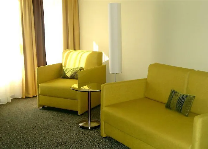 Ibis Styles Centre Port فندق 3*