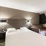 Ibis Styles Centre Port 니스