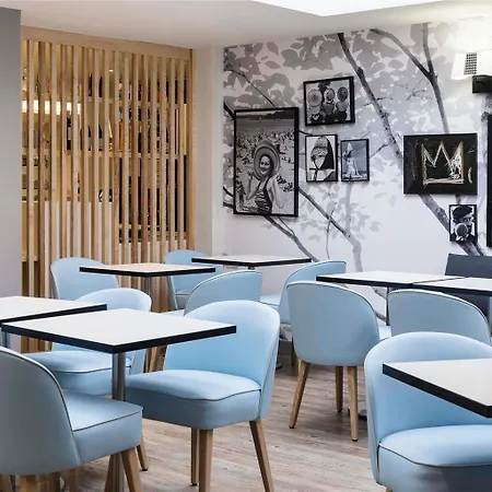 Ibis Styles Centre Port Hotell 3*