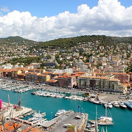 Ibis Styles Centre Port 3* Nizza