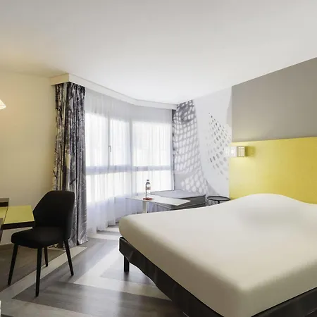 Ibis Styles Centre Port 3* Nizza