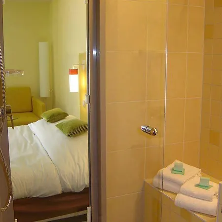 Ibis Styles Centre Port 3* Nizza