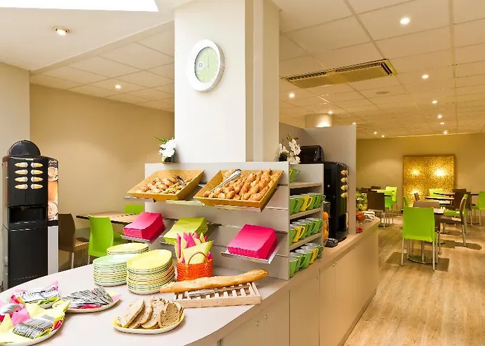 Hotell Ibis Styles Centre Port 3*