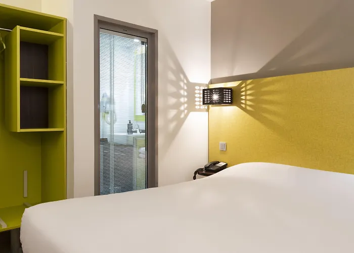 Ibis Styles Centre Port Hotell 3*